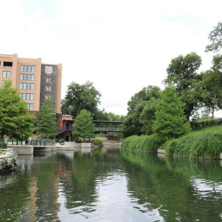 Cozy Downtown Guest House 2Br/1Ba Sleeps 8 San Antonio Exterior photo